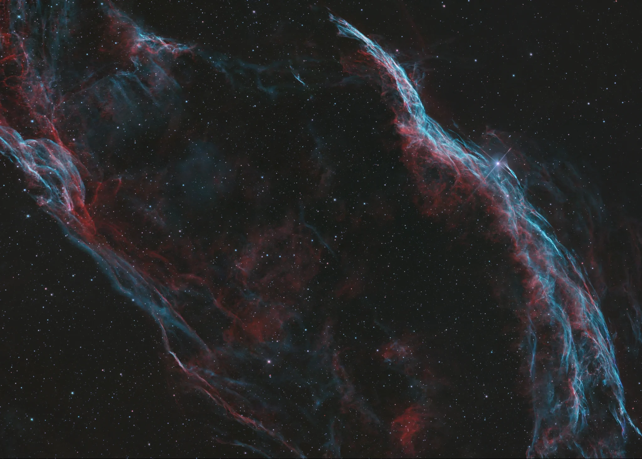 Astrophotographie de la nébuleuse du voile, NGC 6960, rémanant de supernova